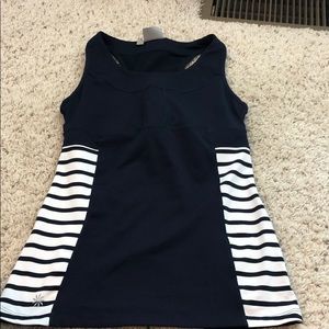 Athleta top
